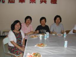 030710lunch_10.JPG