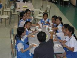 030710lunch_13.JPG