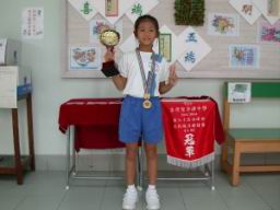 031002swimprize01.jpg